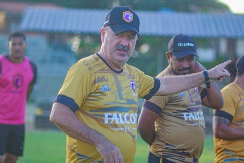 Técnico do Falcon, Leandro Campos pede foco antes da final da Copa Governo do Estado