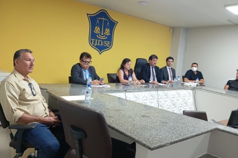 FSF e órgãos de segurança participam de reunião com dirigentes de clubes