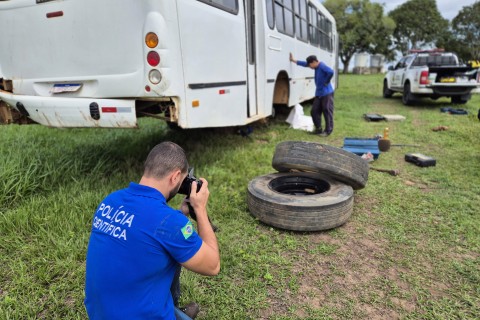 Polícia Científica inicia nova fase de perícias no ônibus envolvido em sinistro de trânsito em Nossa Senhora das Dores