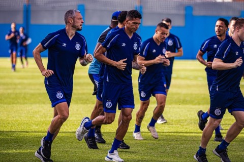 Confiança segue com preparação para enfrentar o Paysandu