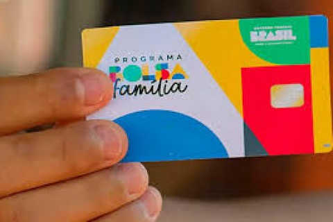 Caixa paga Bolsa Família a beneficiários com NIS de final 7
