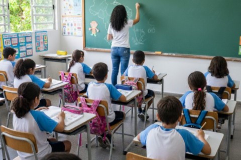 MPSE expede Recomendação para que unidades escolares promovam Semana de Combate à Violência contra a Mulher no calendário de 2026